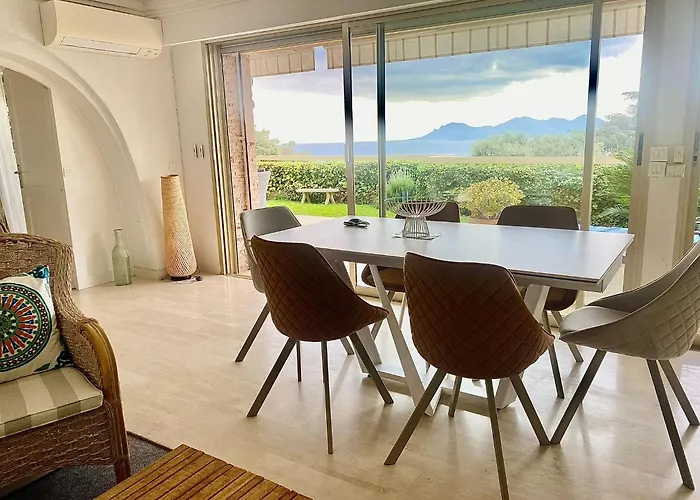 Le St Georges Californie, Appartement-Villa avec Grand Jardin et Vue Mer